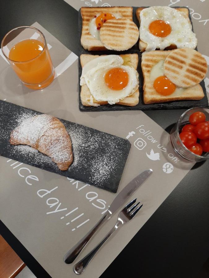 רימיני Hotel Originale By Alehotels מראה חיצוני תמונה