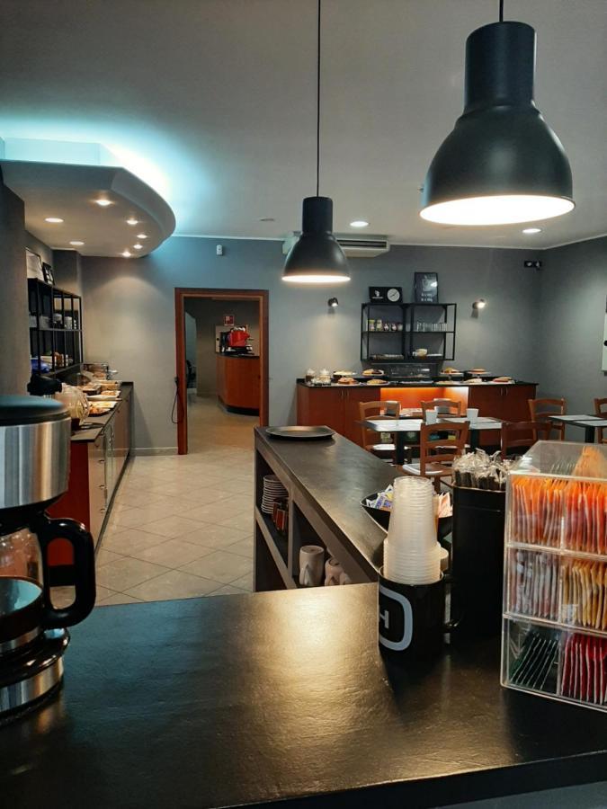רימיני Hotel Originale By Alehotels מראה חיצוני תמונה