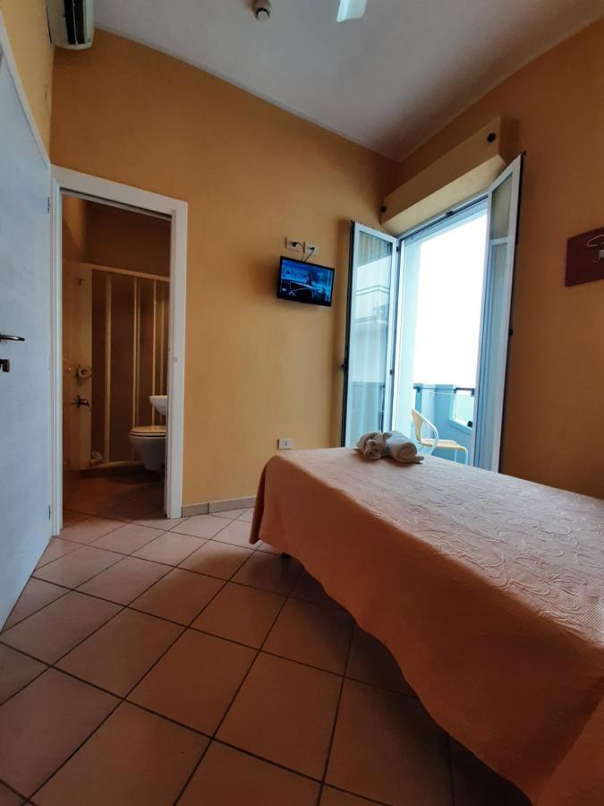 רימיני Hotel Originale By Alehotels מראה חיצוני תמונה