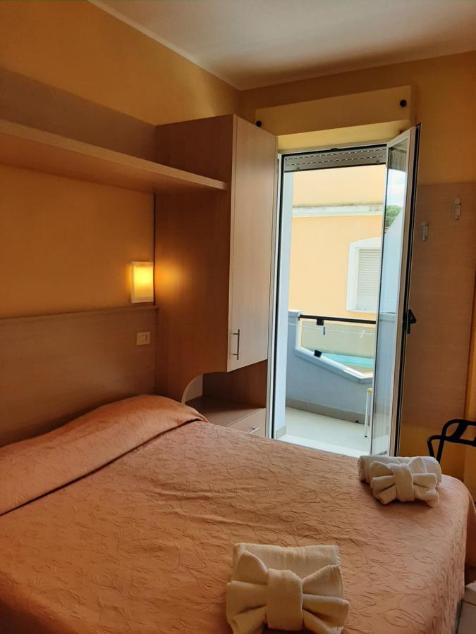 רימיני Hotel Originale By Alehotels מראה חיצוני תמונה