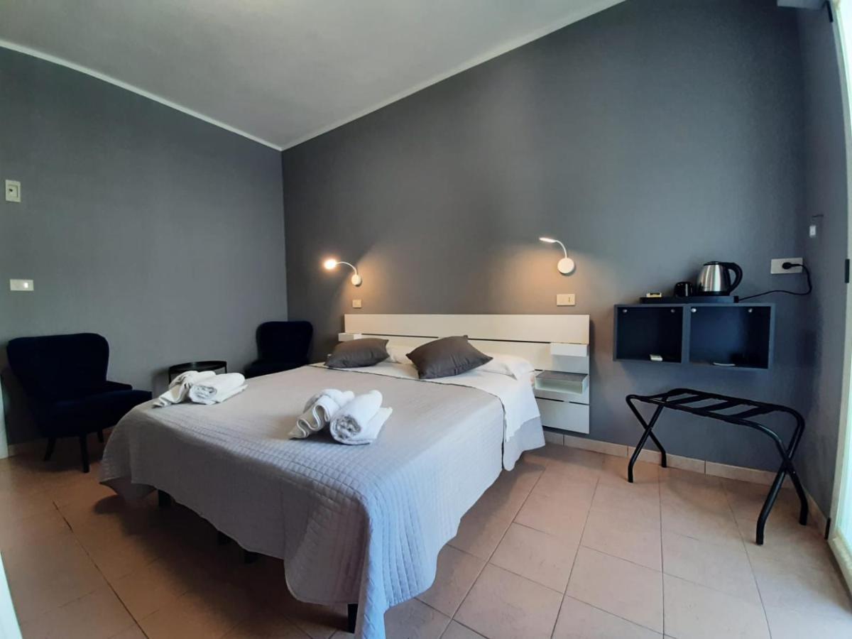 רימיני Hotel Originale By Alehotels מראה חיצוני תמונה