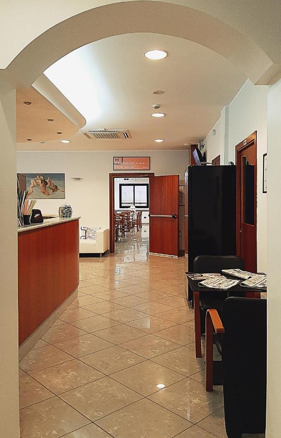 רימיני Hotel Originale By Alehotels מראה חיצוני תמונה
